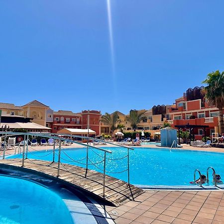 Sunny Apartment & Heated Pool Los Cristianos  Zewnętrze zdjęcie