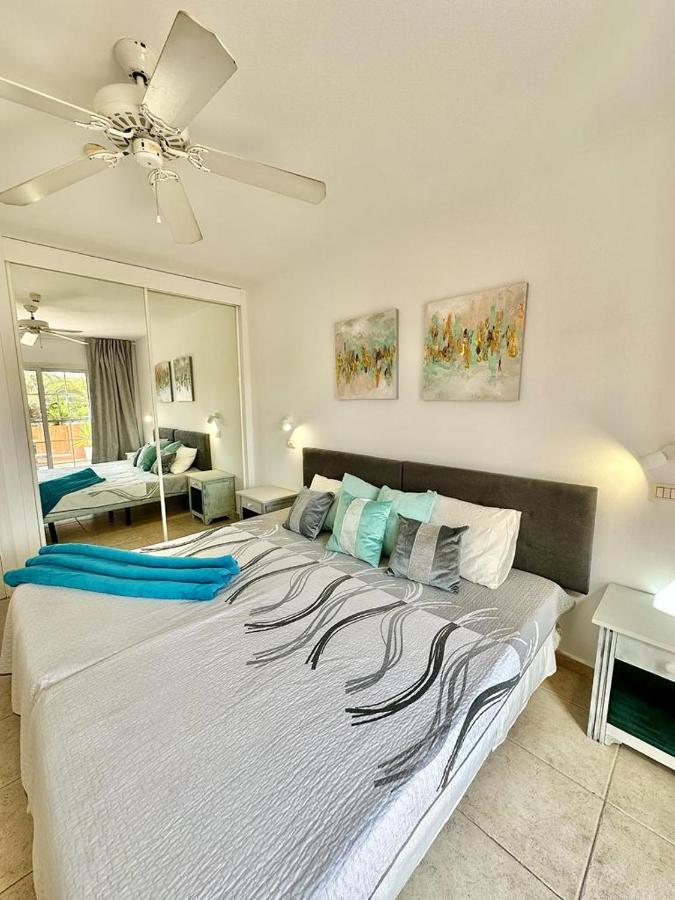 Sunny Apartment & Heated Pool Los Cristianos  Zewnętrze zdjęcie